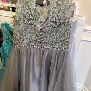 Dresses. Grey color size XL Turqouise size M